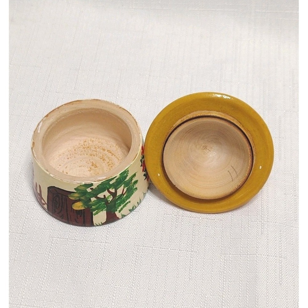 Vintage Ukrainian Mini Lidded Wooden Trinket Box Hand Painted Cottage Birds 3" - Picture 7 of 9